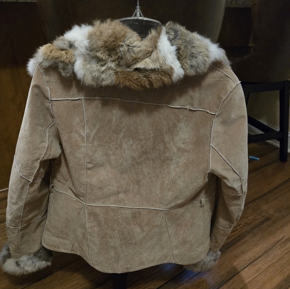 Jacket - Picture 3 of 5